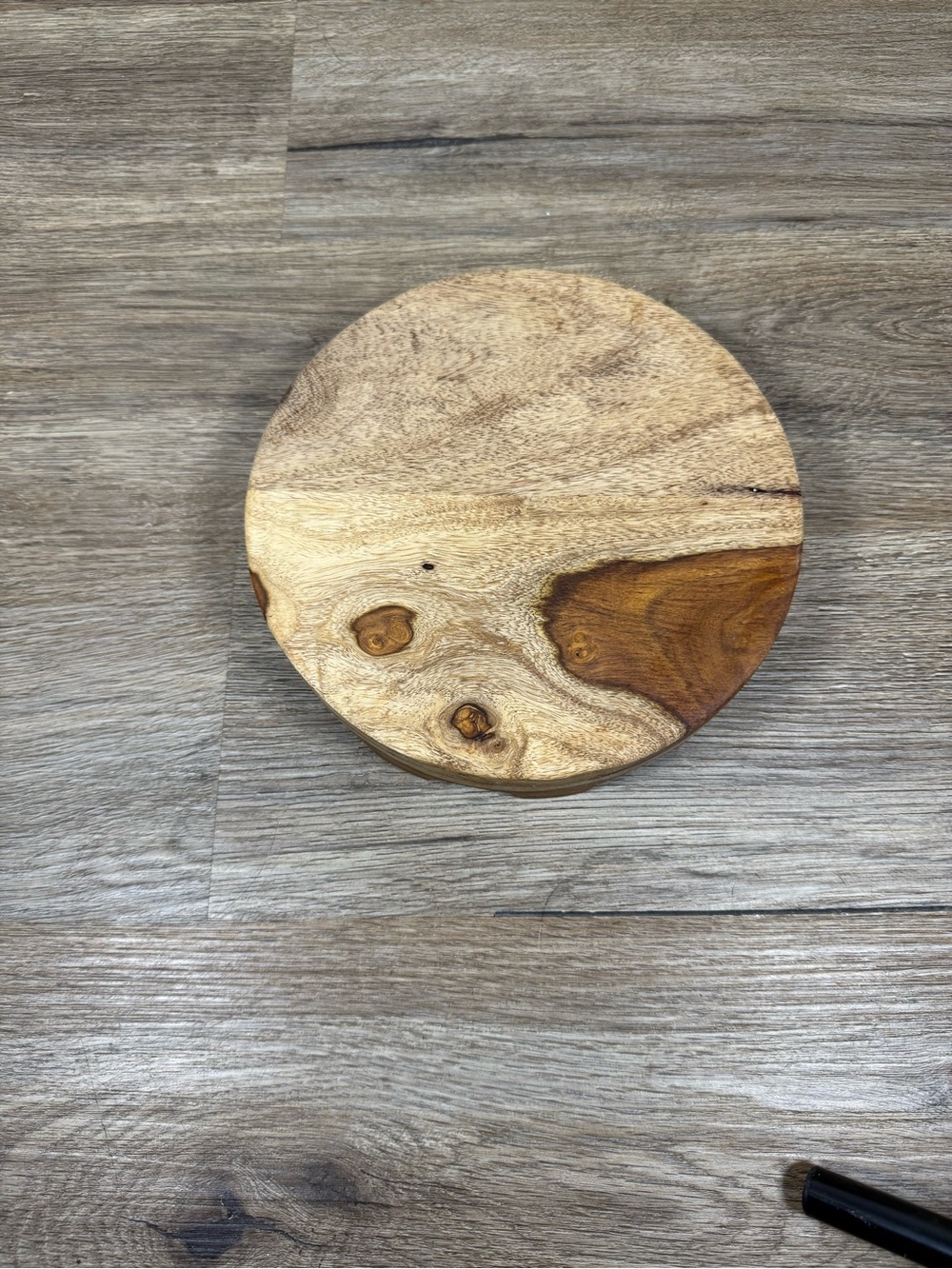 Round Natural Wood Serving Board - Light Brown